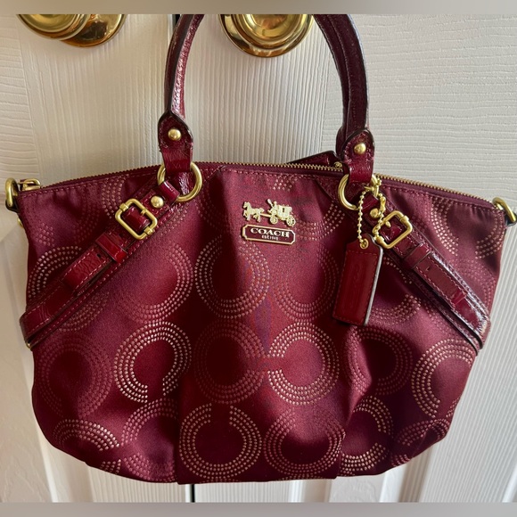 COACH “Madison” burgundy bag! - Picture 7 of 14